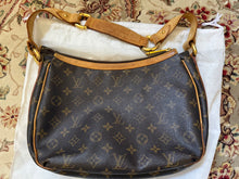 Load image into Gallery viewer, Alicia LV bag repair