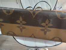 Load image into Gallery viewer, Louis Vuitton bag Cleaning