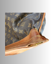 Load image into Gallery viewer, LV large bucket bag Repair for Debbie